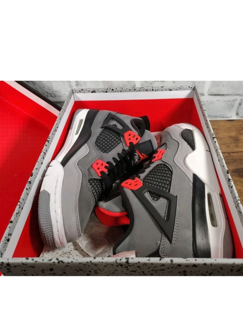 Jordan 4 Retro Infrared Men's Size 6 Gray Red Black Youth Sneakers 408452-061